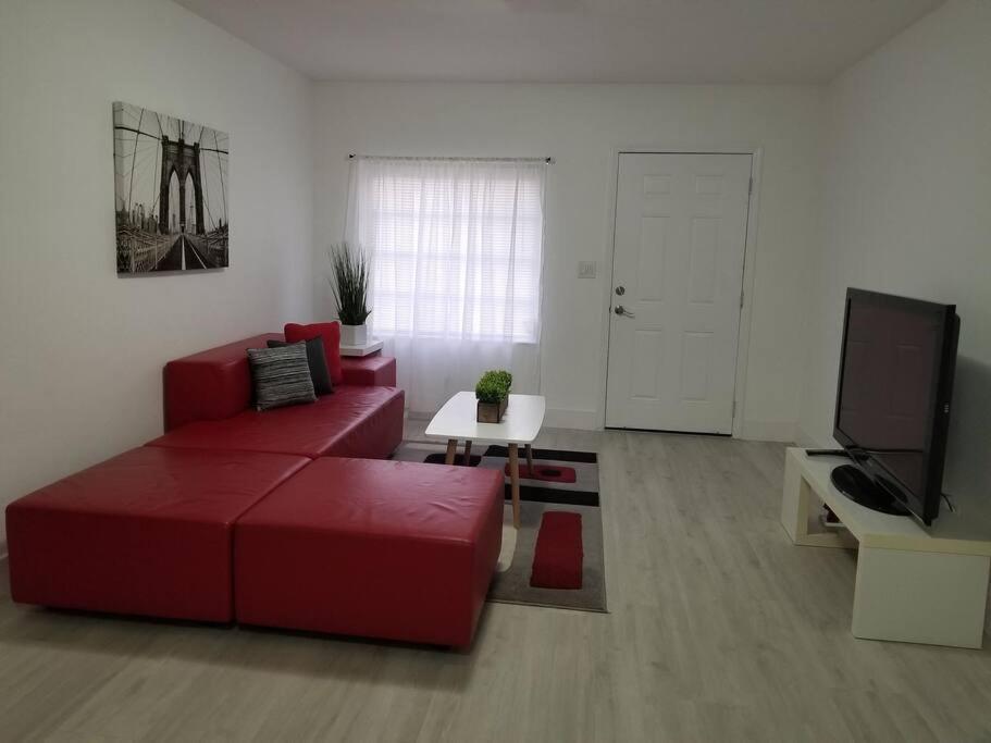 My Lovely Home In Miami 15 Minutes From The Beach Exterior photo
