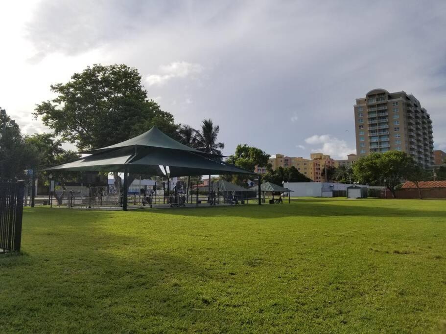 My Lovely Home In Miami 15 Minutes From The Beach Exterior photo