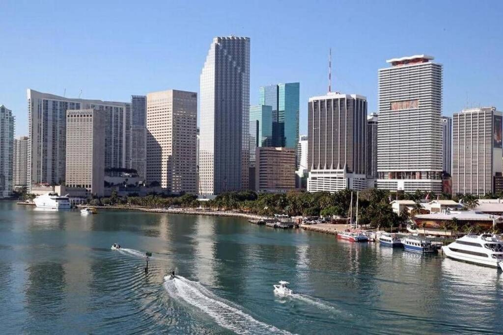 My Lovely Home In Miami 15 Minutes From The Beach Exterior photo